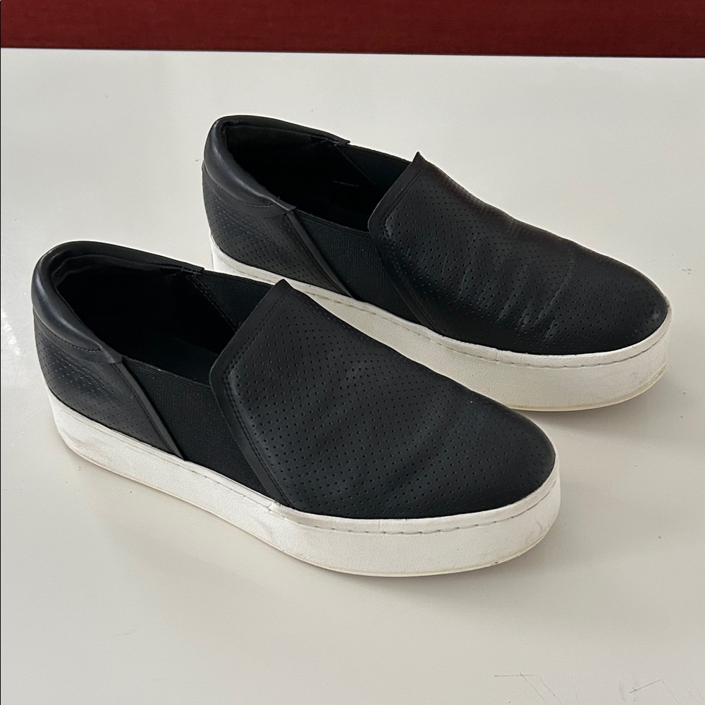 Vince Warren Black Slip-On Women's Sneakers